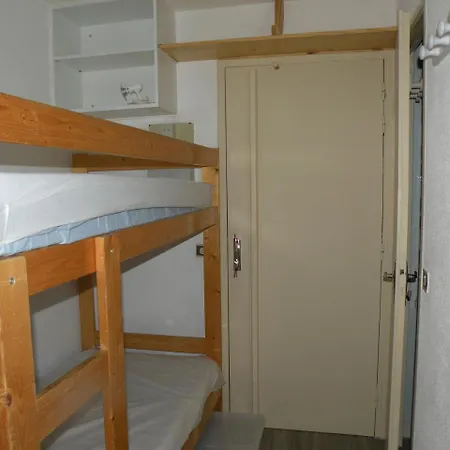 Au Coeur De La Station Apartment